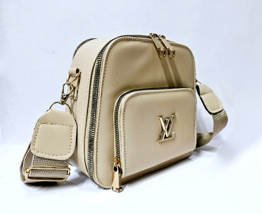 Women's Fashionable Beige Bag