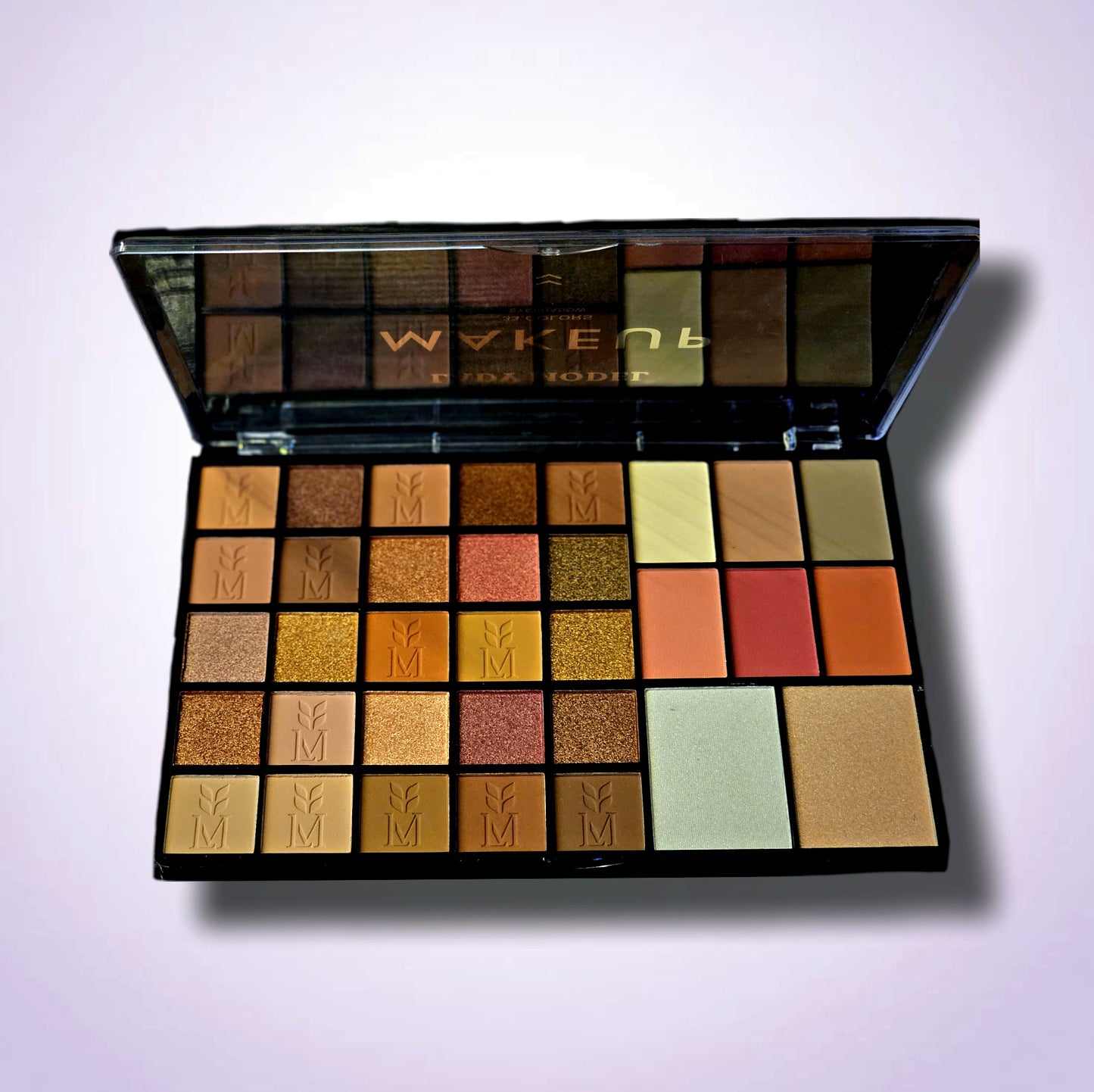 LADY MODEL PALETTE