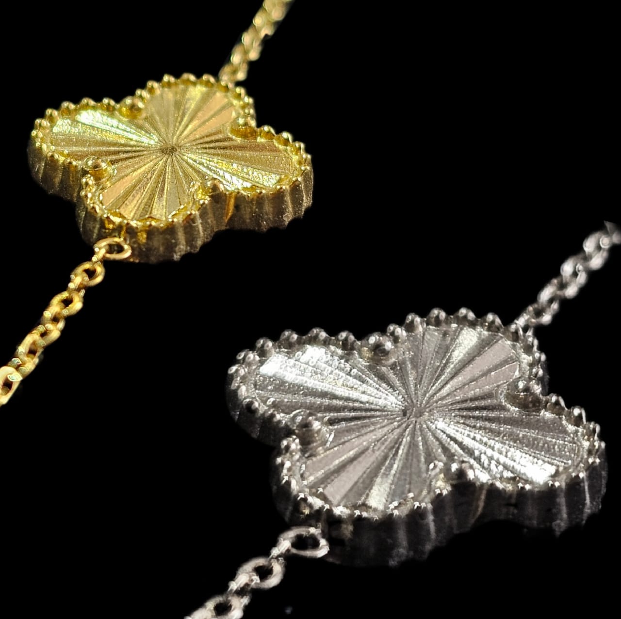 1pc Stainless Steel Shiny Clover Floral 5-Leaf Plant Jewelry Necklace