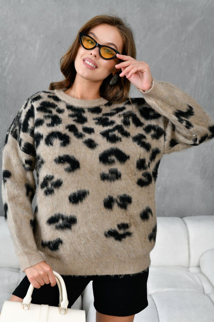 Turkish Plus Size Women Leopard Floral Fuzzy Pullover Sweater