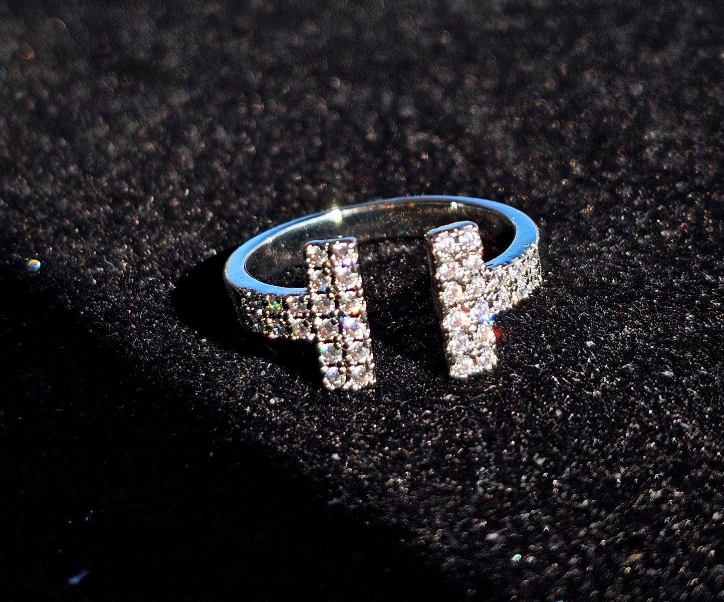 Cubic Zirconia Decor Ring