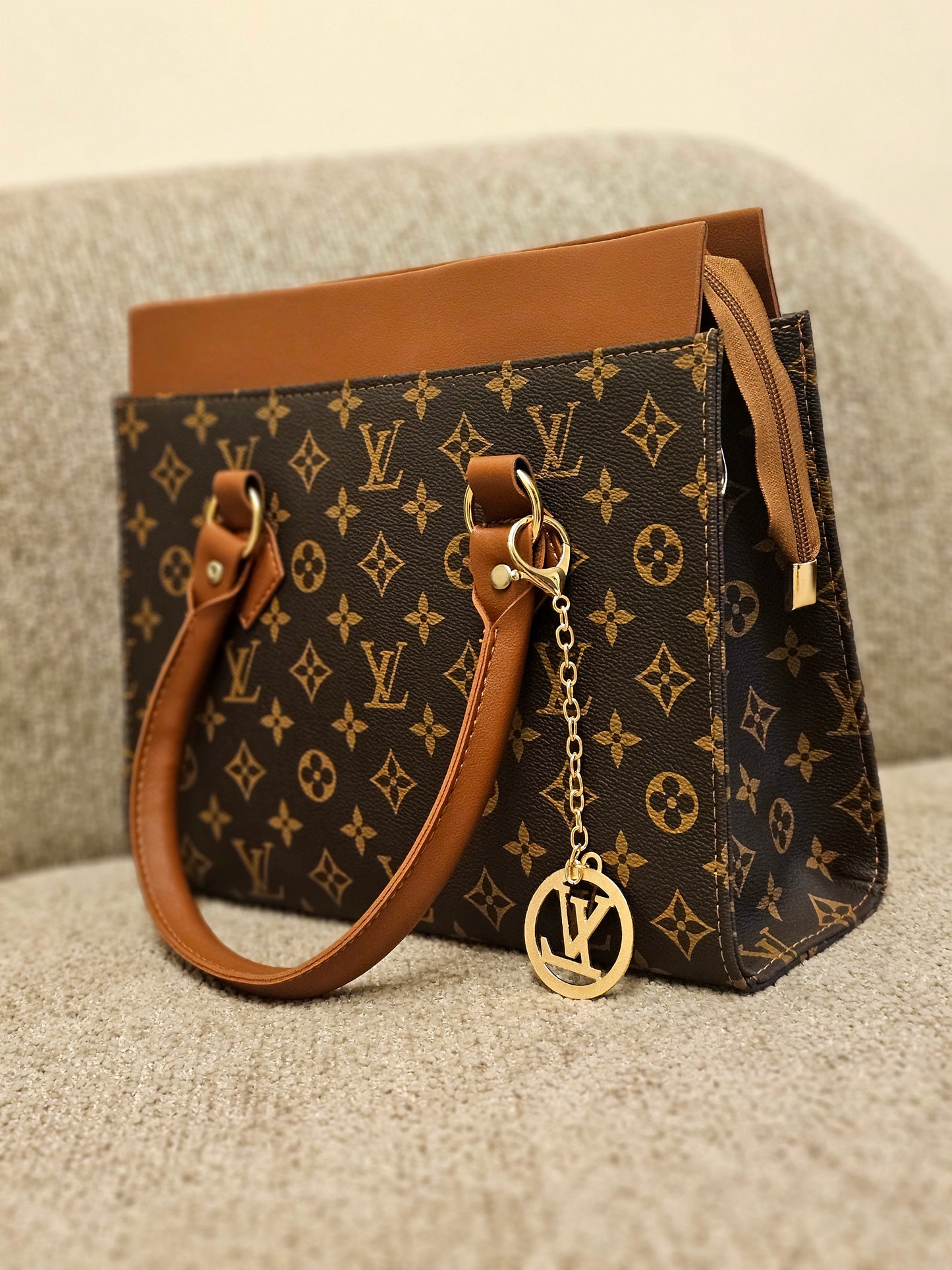 Women's Fashionable BROWN BAG